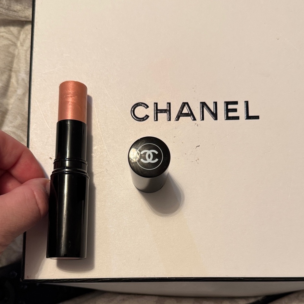 CHANEL Lipstick - Warm Peach
